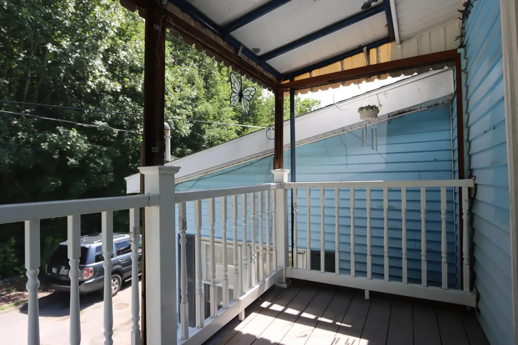 5 Woodlawn Street Lewiston ME 04240