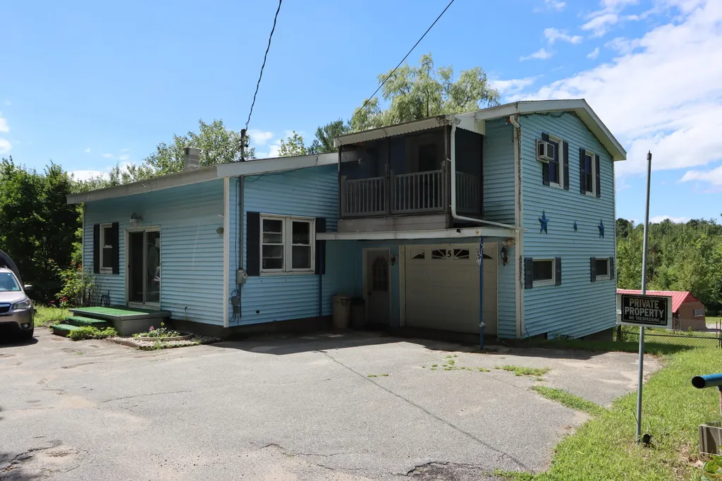 5 Woodlawn Street Lewiston ME 04240