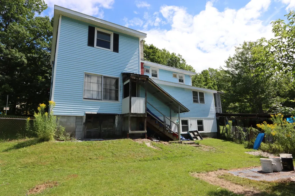 5 Woodlawn Street Lewiston ME 04240