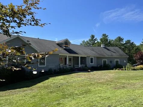 27 Rejane Avenue Lewiston ME 04240