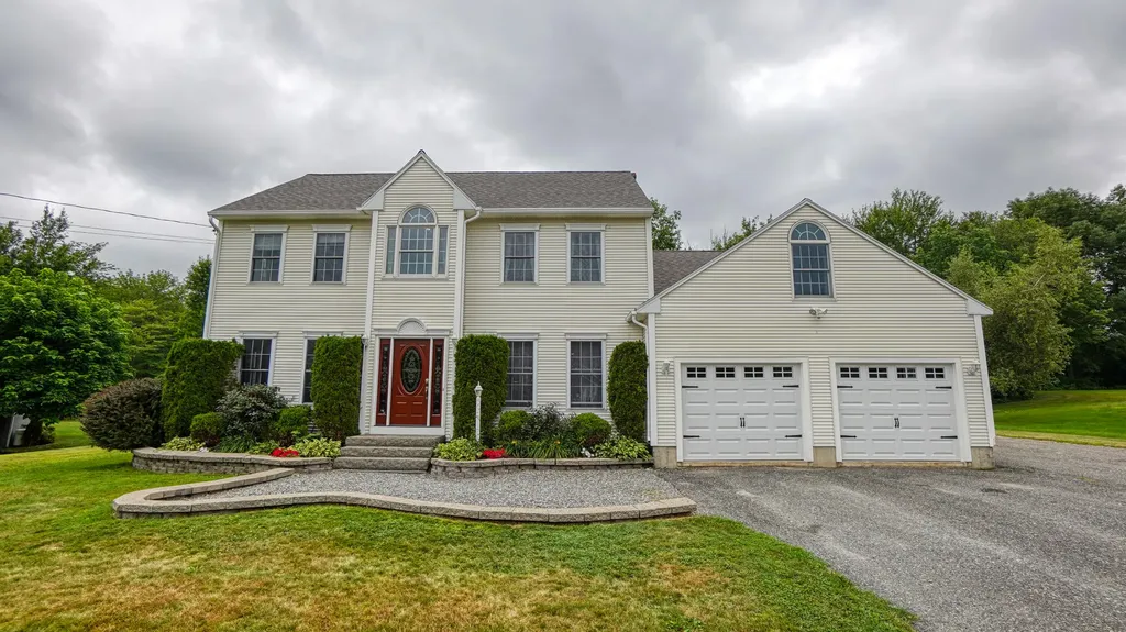 3 Sanderson Drive Fairfield ME 04937