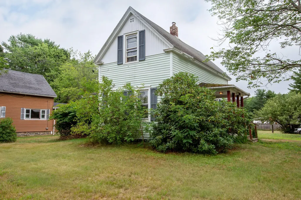 8 Davis Street Brunswick ME 04011