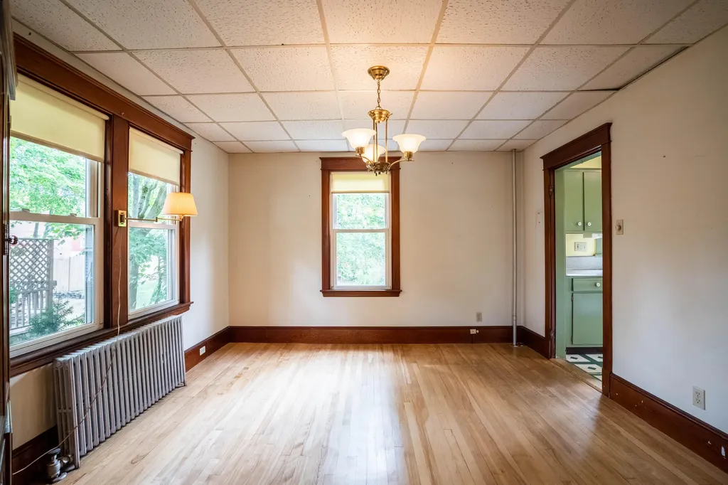 22 Caleb Street Portland ME 04102