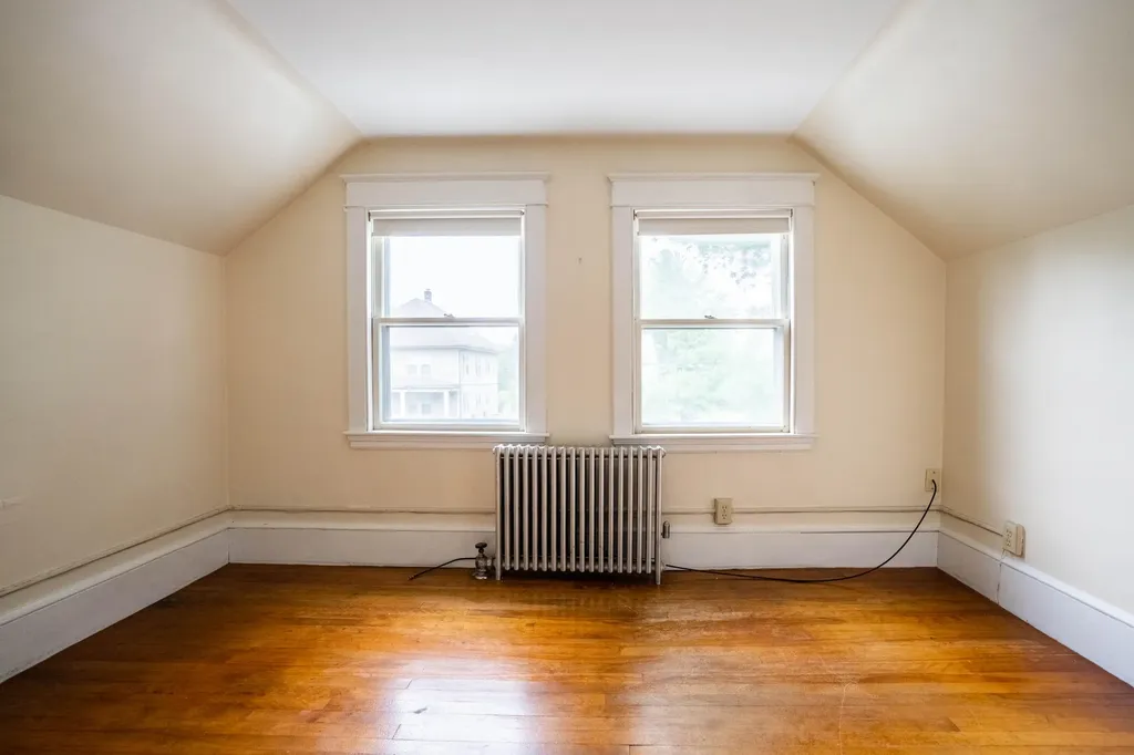 22 Caleb Street Portland ME 04102
