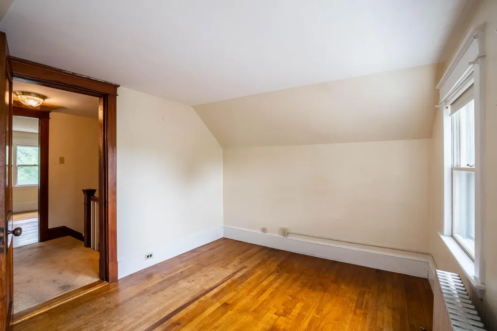 22 Caleb Street Portland ME 04102