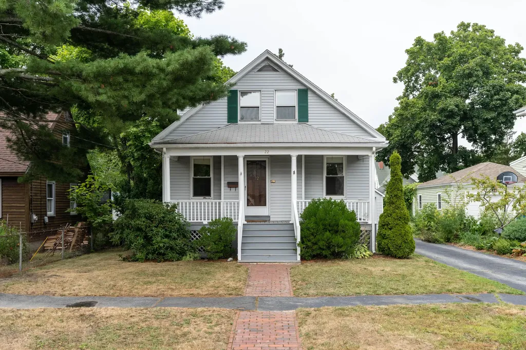22 Caleb Street Portland ME 04102