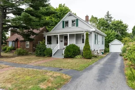 22 Caleb Street Portland ME 04102