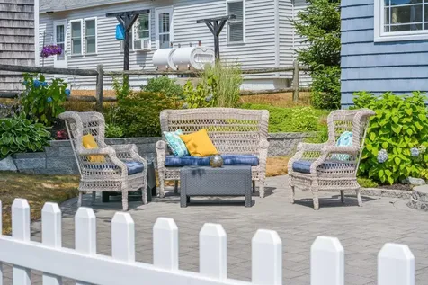 8 Lighthouse Lane Saco ME 04072