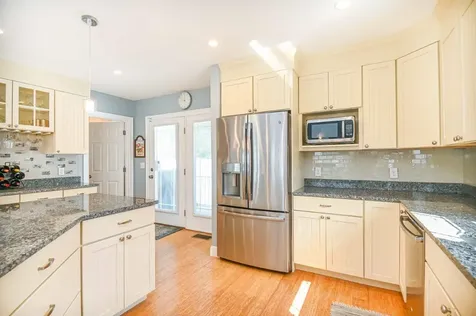 8 Lighthouse Lane Saco ME 04072