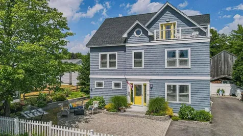 8 Lighthouse Lane Saco ME 04072