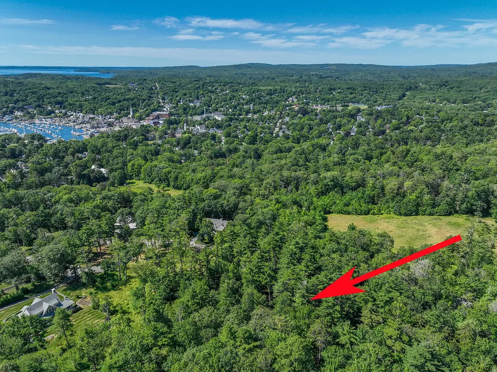 00 Mountain Arrow Drive Camden ME 04843