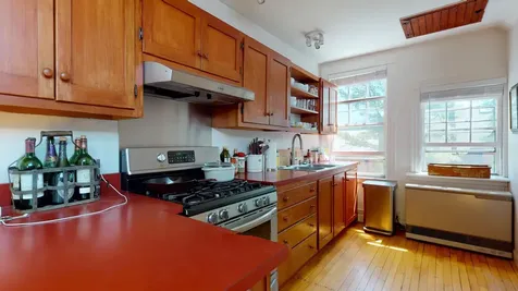 39 Neal Street Portland ME 04102