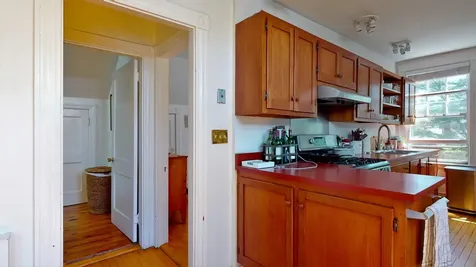 39 Neal Street Portland ME 04102