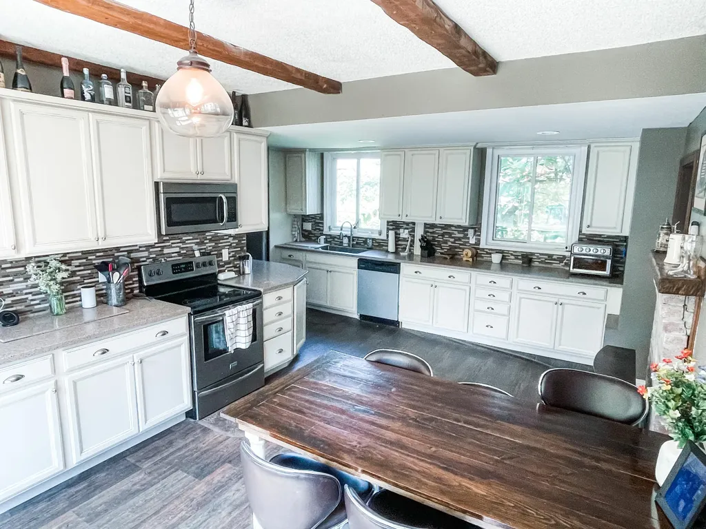 31 Davenport Street Milford ME 04461