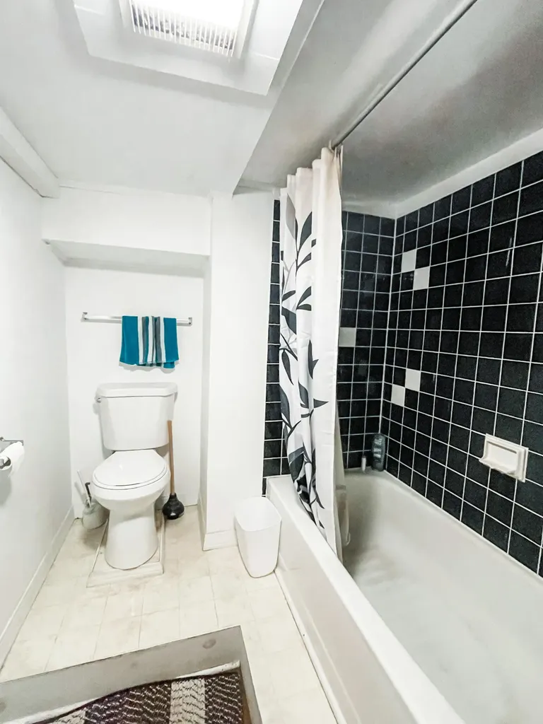 31 Davenport Street Milford ME 04461