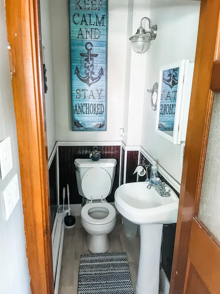 31 Davenport Street Milford ME 04461