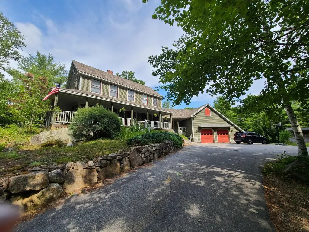 81 Raspberry Lane Bridgton ME 04009