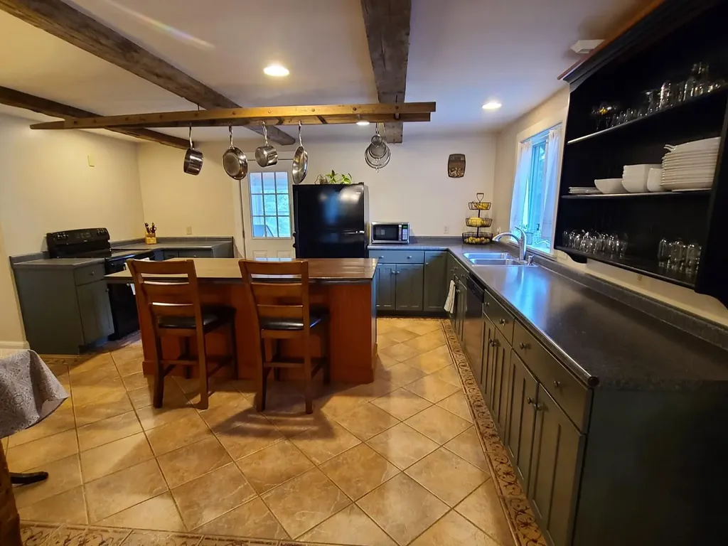 81 Raspberry Lane Bridgton ME 04009