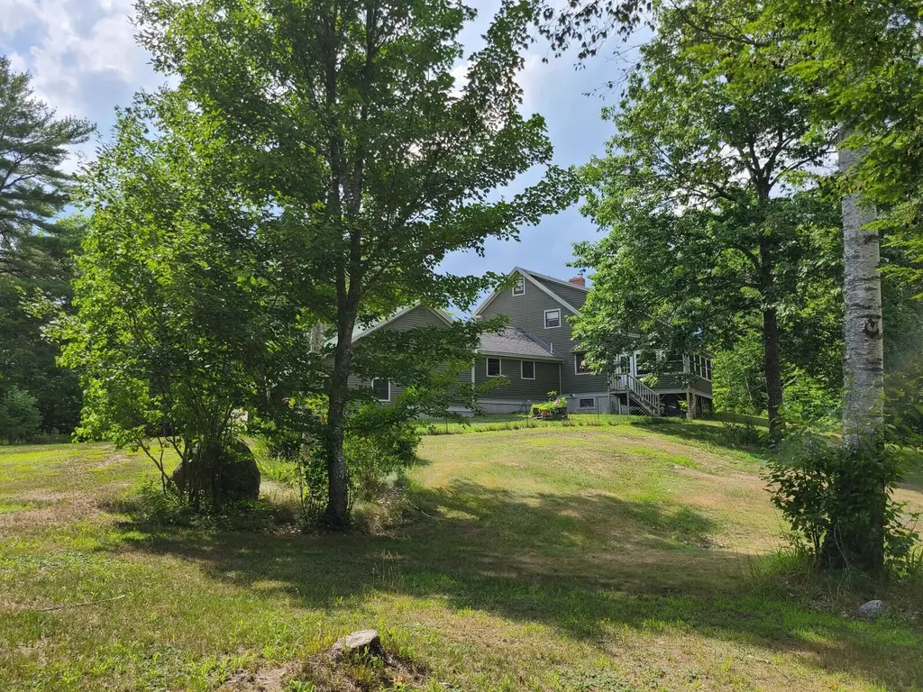 81 Raspberry Lane Bridgton ME 04009