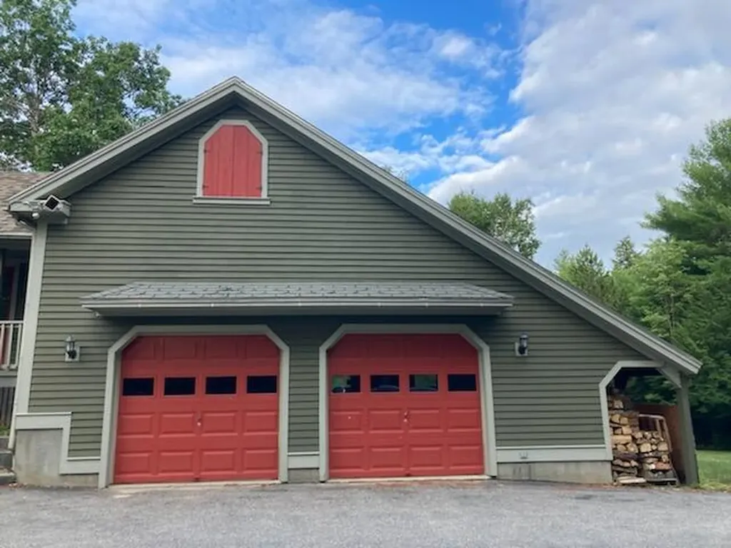 81 Raspberry Lane Bridgton ME 04009