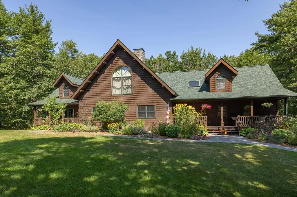 40 Pine Mountain Road York ME 03902