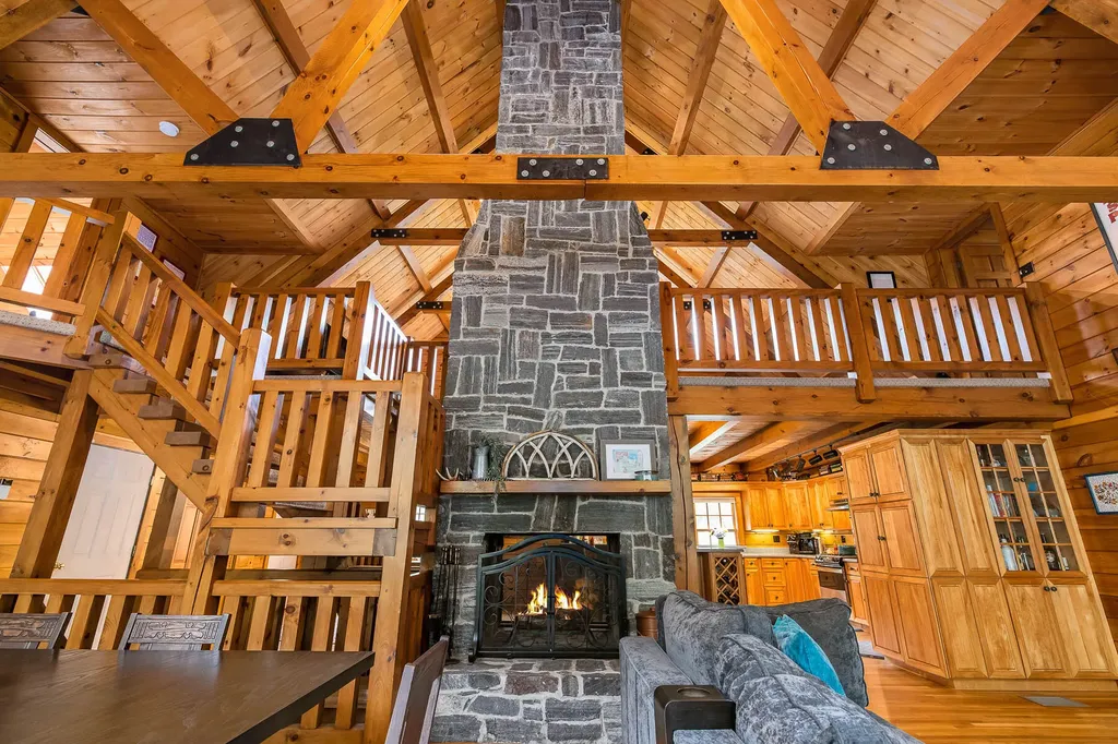 40 Pine Mountain Road York ME 03902
