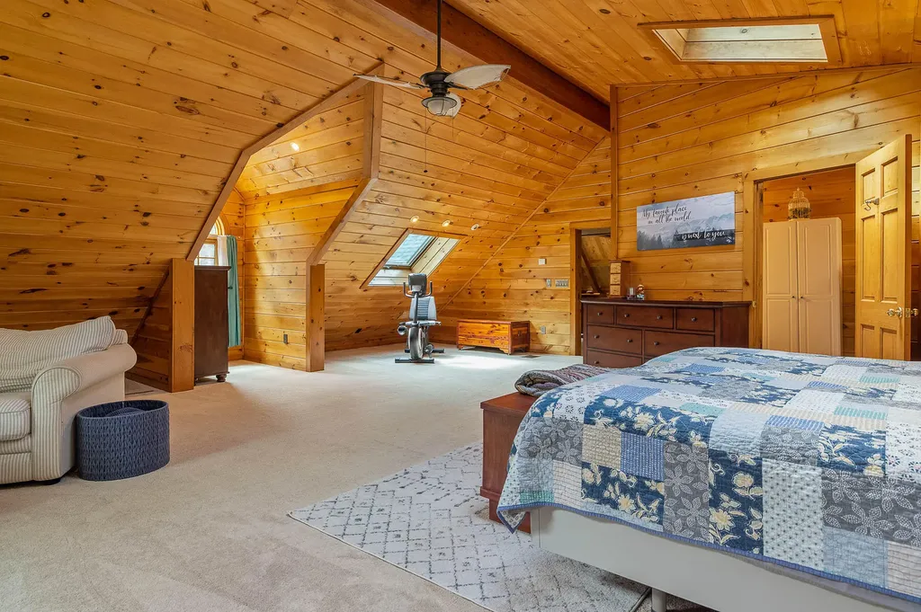 40 Pine Mountain Road York ME 03902