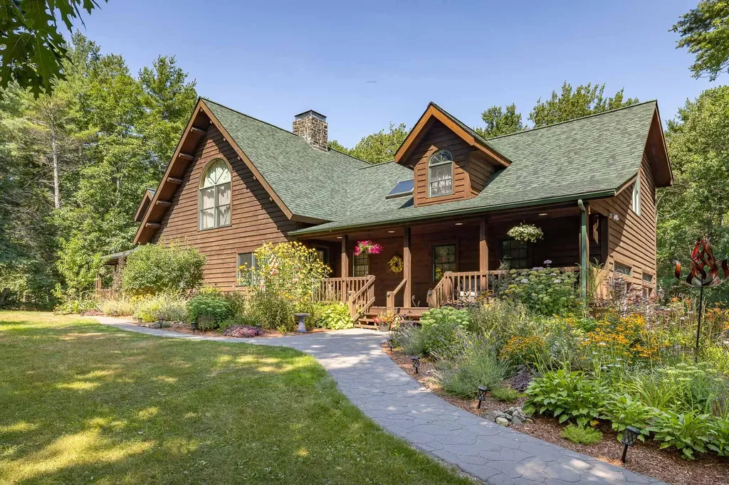 40 Pine Mountain Road York ME 03902