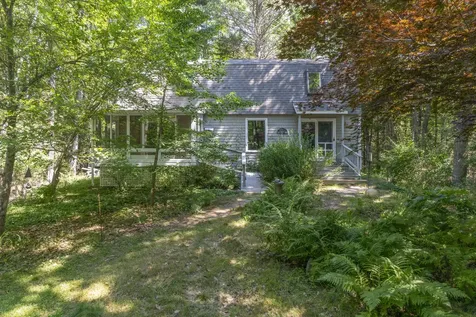 652 Cross Point Road Edgecomb ME 04556