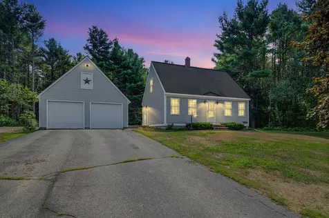 27 Valley View Road Windham ME 04062