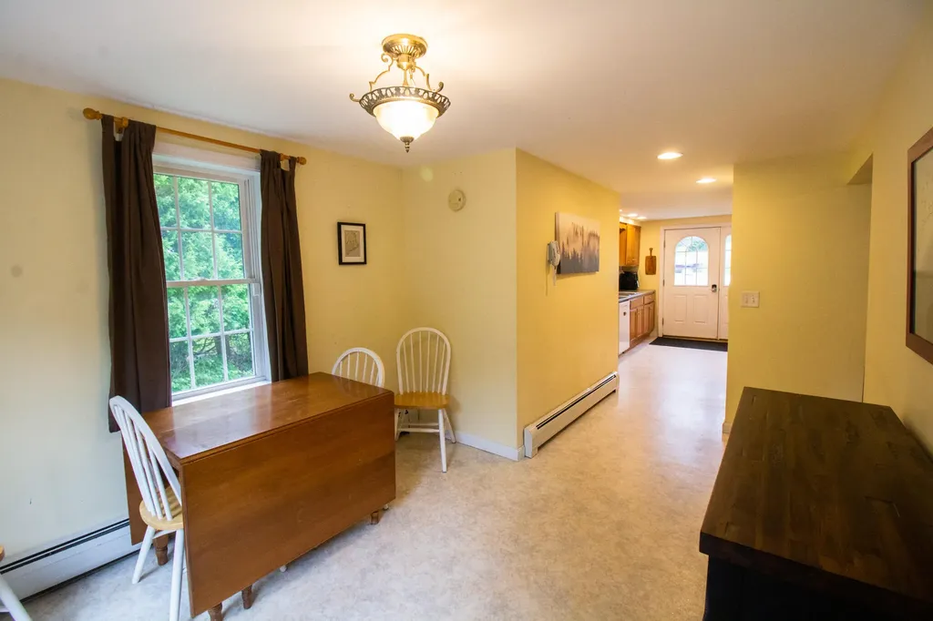 582 N Main Street Brewer ME 04412