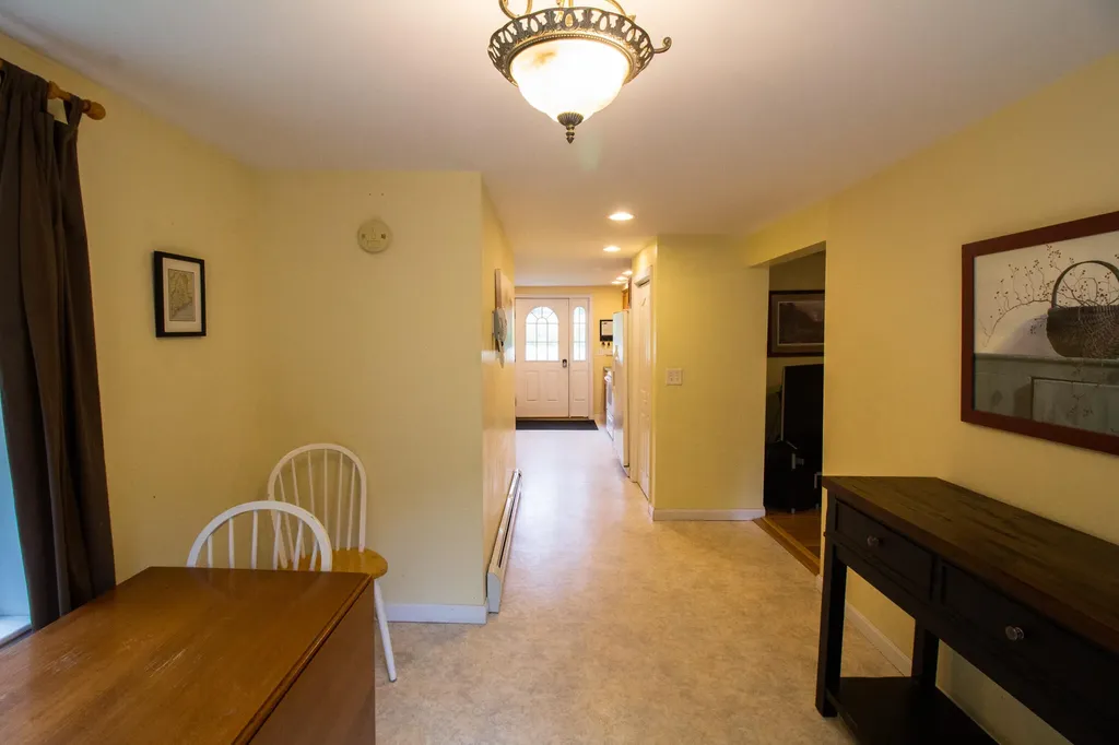 582 N Main Street Brewer ME 04412
