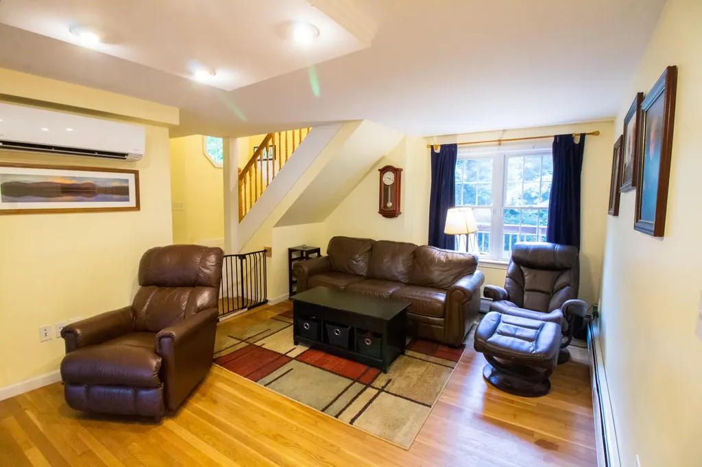 582 N Main Street Brewer ME 04412