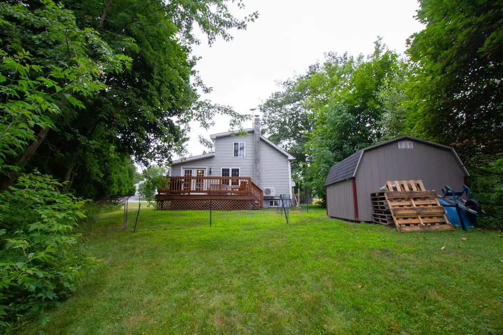 582 N Main Street Brewer ME 04412