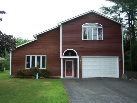 23 Orchard Circle Lewiston ME 04240