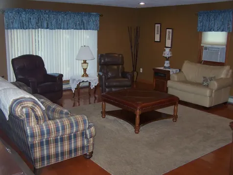 23 Orchard Circle Lewiston ME 04240