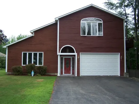 23 Orchard Circle Lewiston ME 04240