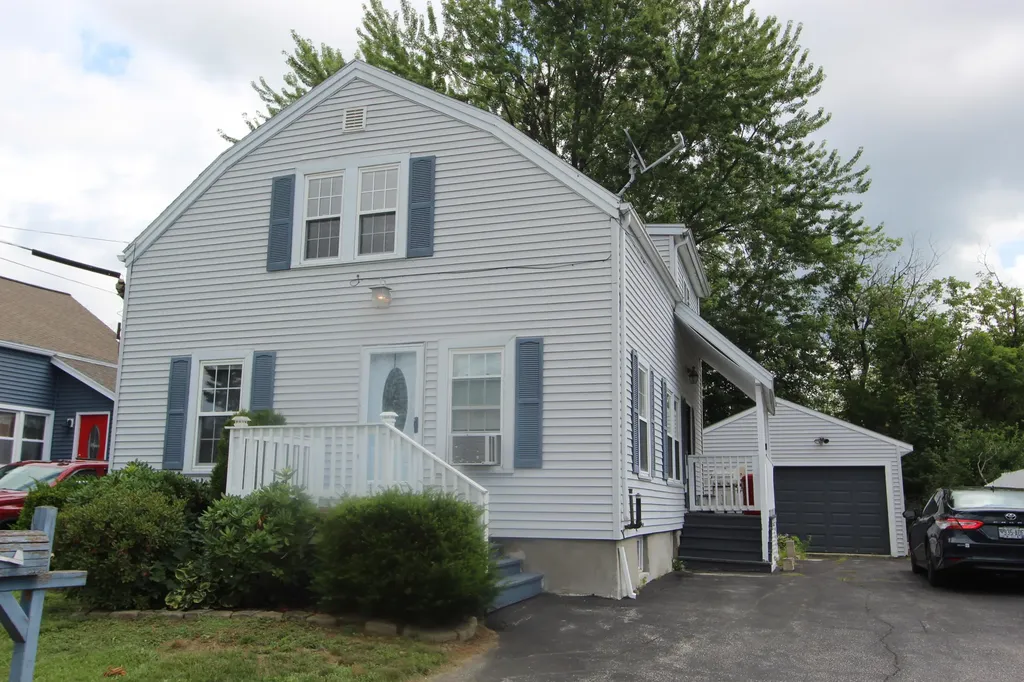 32 Perley Street Lewiston ME 04240