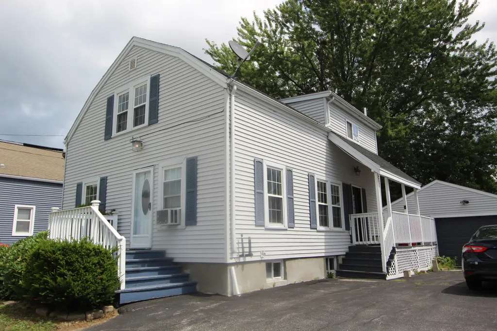 32 Perley Street Lewiston ME 04240