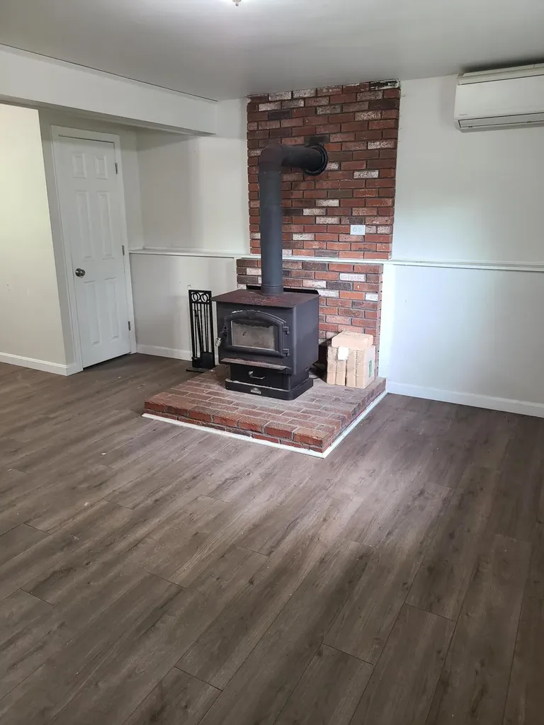 23 Andrea Street Lisbon ME 04250