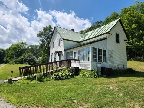 25 Cannard Street Gardiner ME 04359