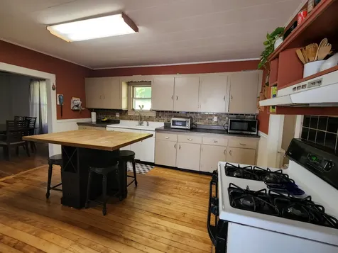 25 Cannard Street Gardiner ME 04359