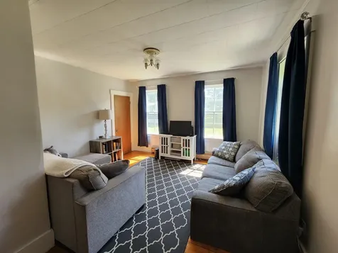 25 Cannard Street Gardiner ME 04359