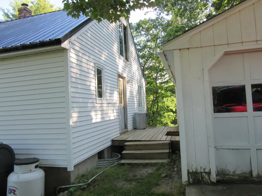 47 Pineview Drive Winterport ME 04496