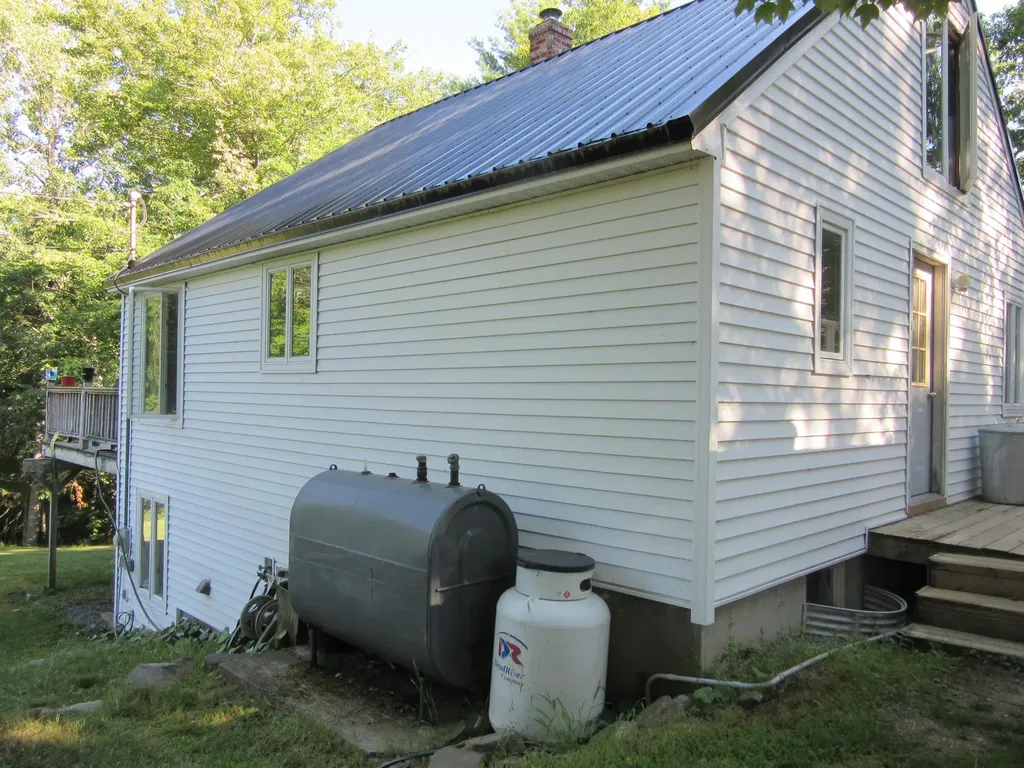 47 Pineview Drive Winterport ME 04496
