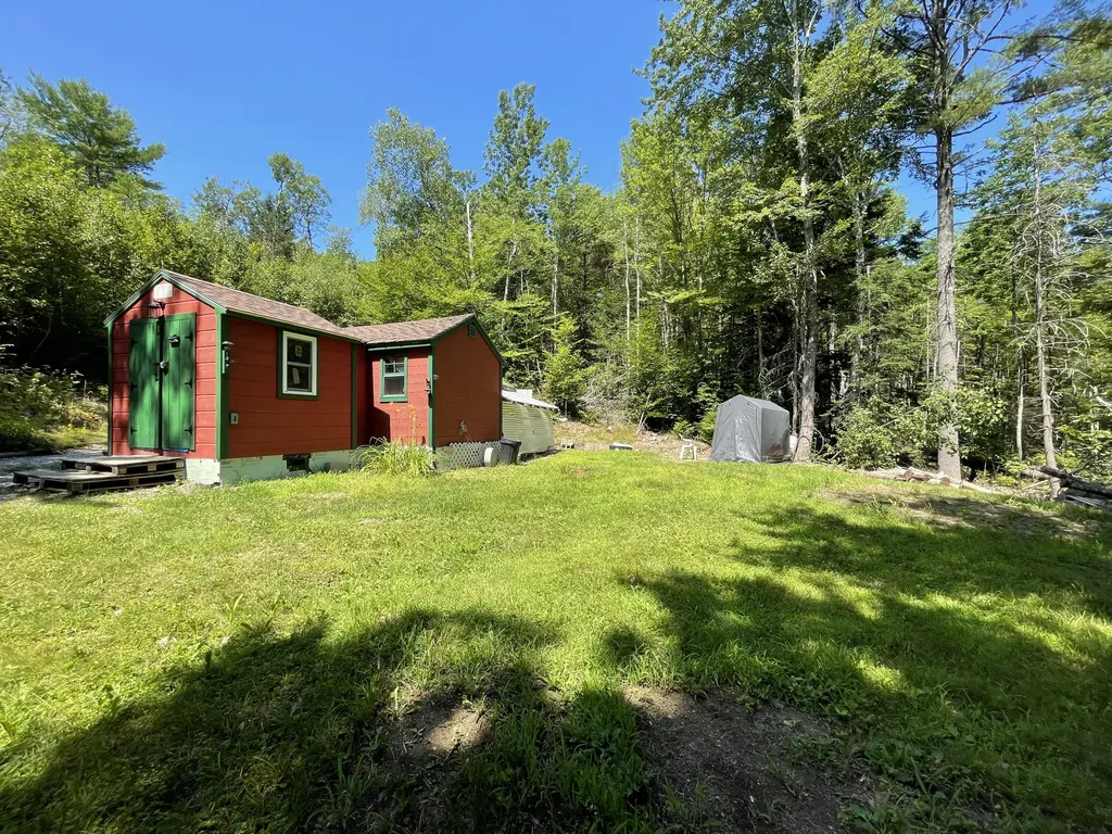 217 Waldoboro Road Washington ME 04574