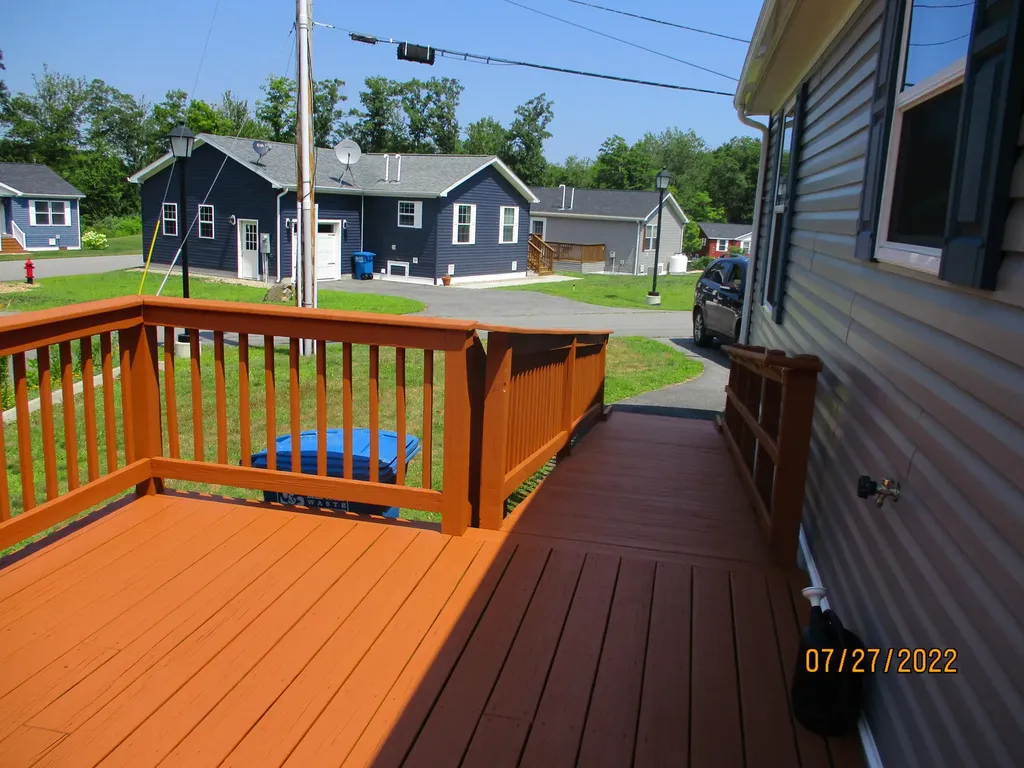 9 Seaglass Lane Kittery ME 03904