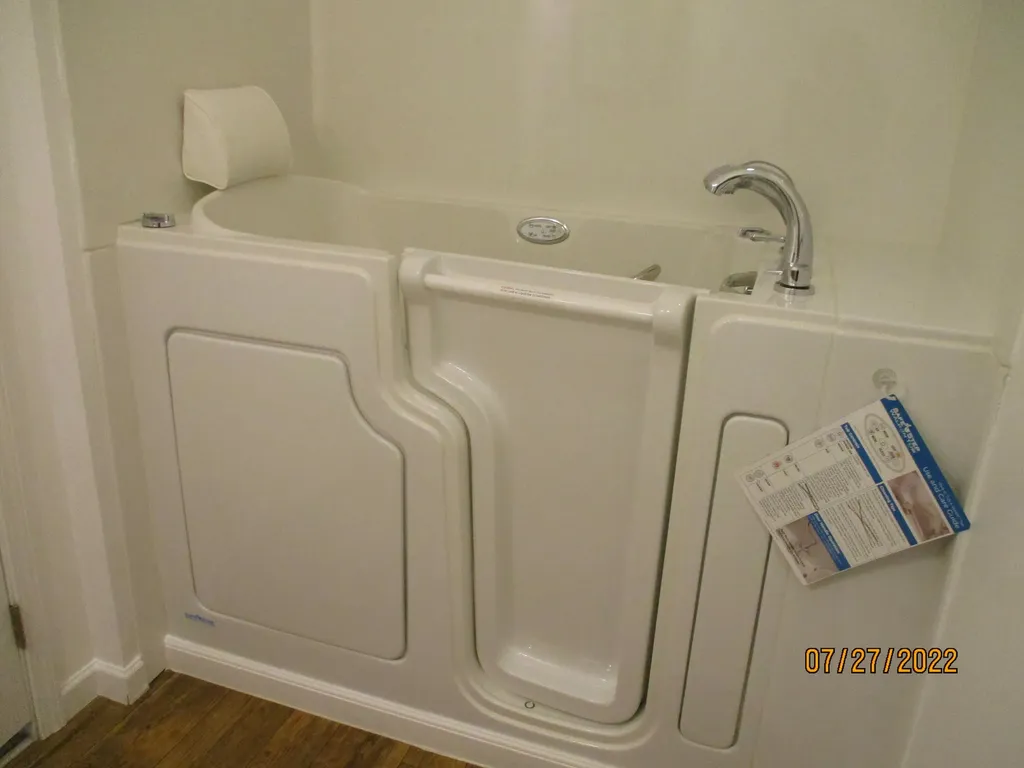 9 Seaglass Lane Kittery ME 03904