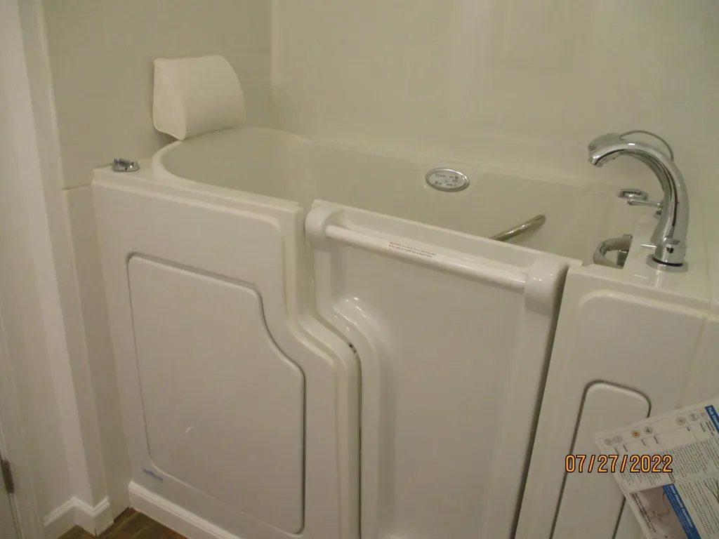 9 Seaglass Lane Kittery ME 03904