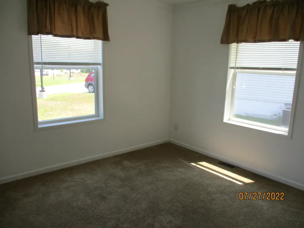 9 Seaglass Lane Kittery ME 03904